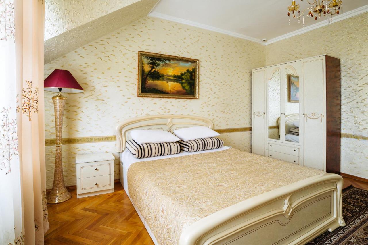 Hotel Ezio Codru ภายนอก รูปภาพ