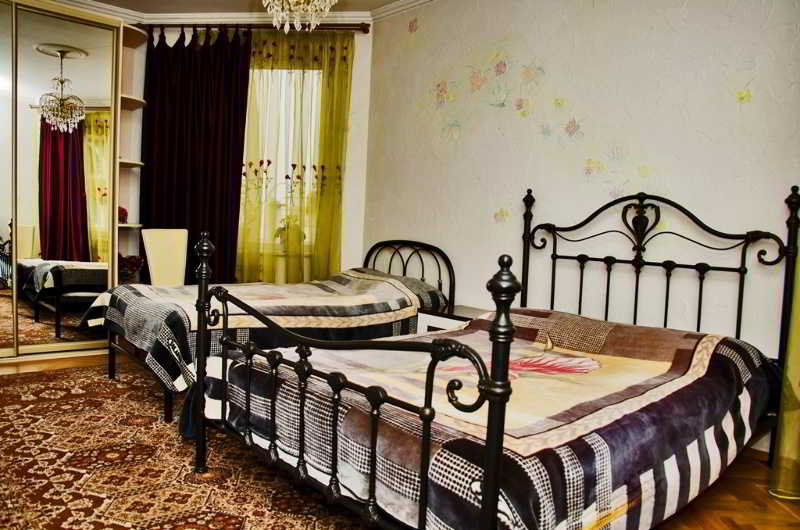 Hotel Ezio คีชีเนา ภายนอก รูปภาพ