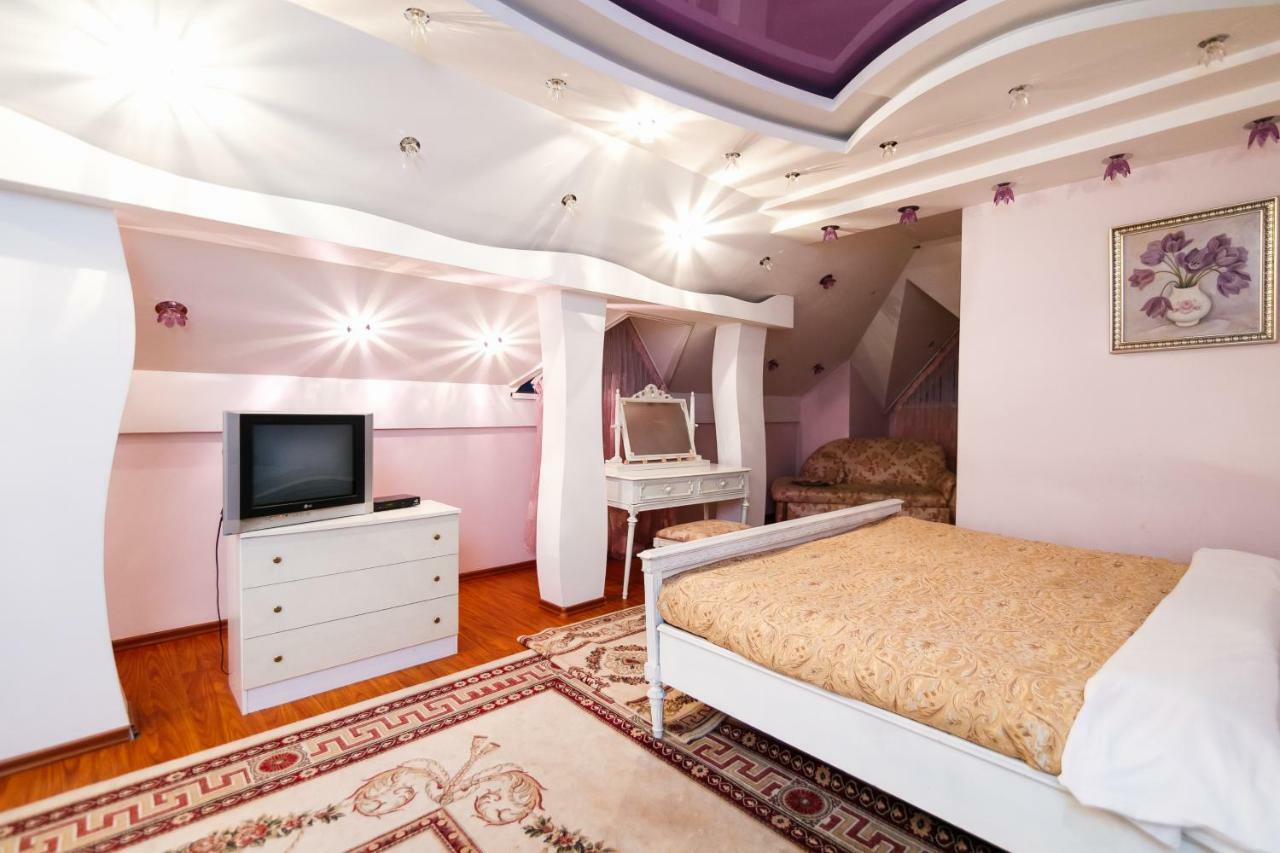 Hotel Ezio Codru ภายนอก รูปภาพ